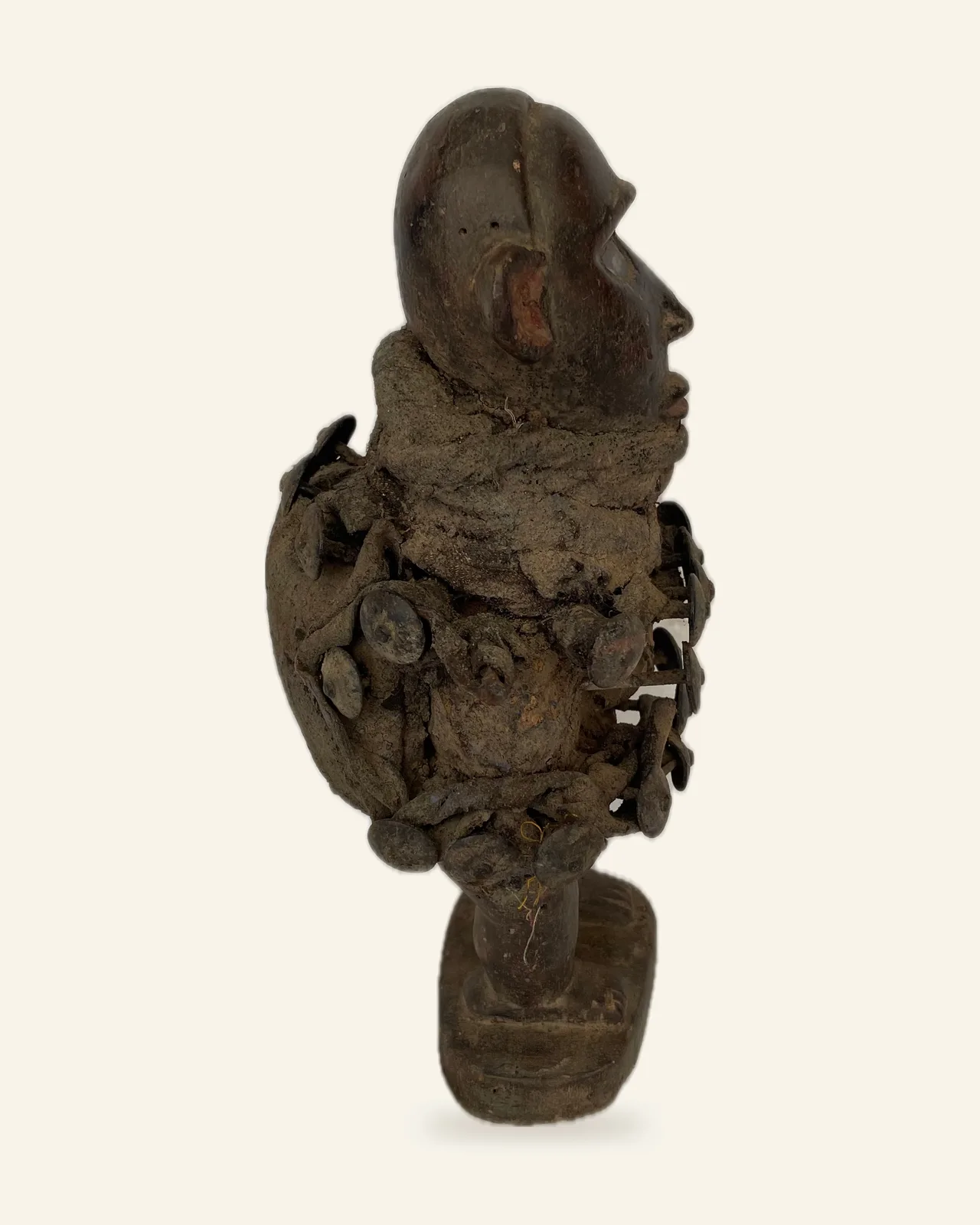 Nkisi Nduda, Kongo (Yombe / Vili Style), right profile