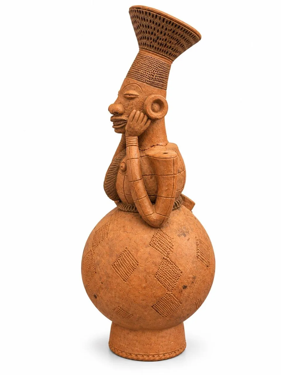 Hands to the Cheeks, Mangbetu-Style Vessel, right profile