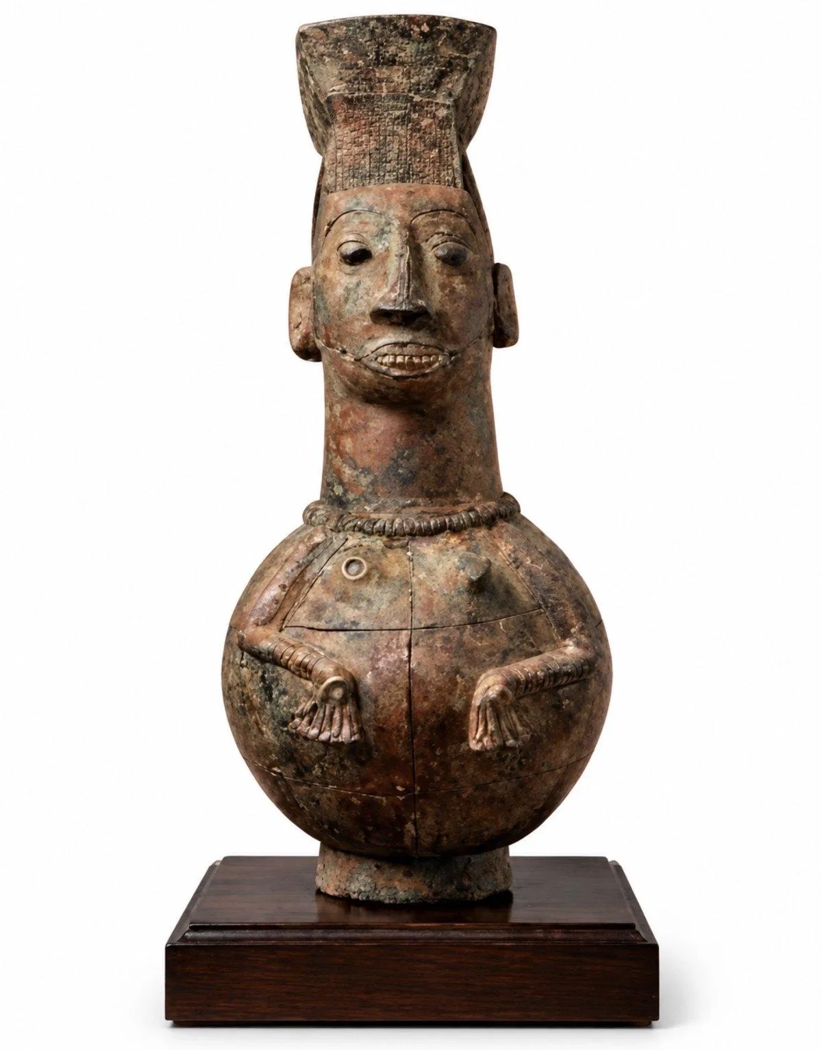 The Smiling Ewer, Mangbetu, front