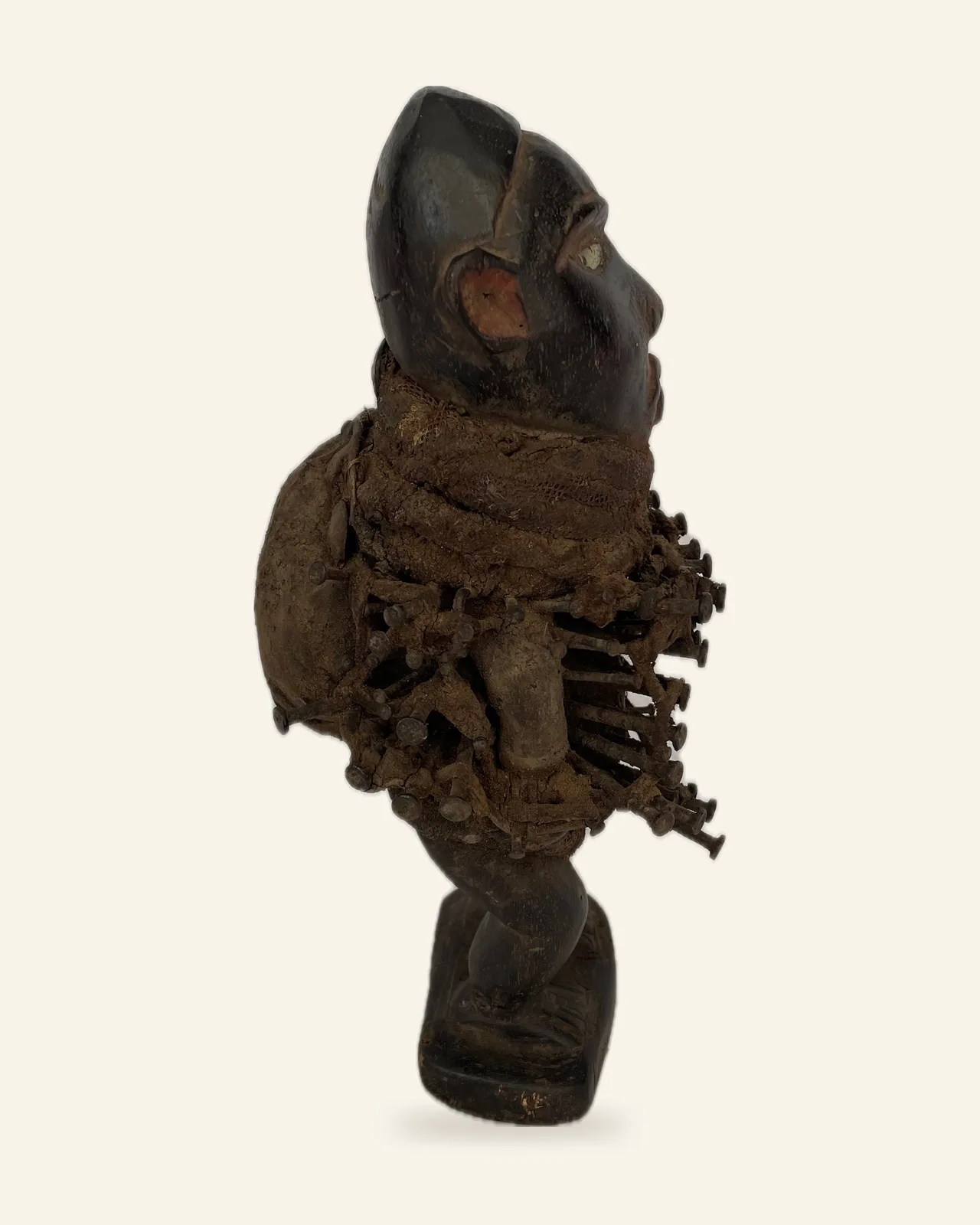 Nkisi Nduda, Kongo (Yombe / Vili Style), right profile