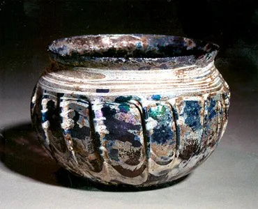 Roman Purple-Colored Glass Ribbed Bowl with White Trail Decoration