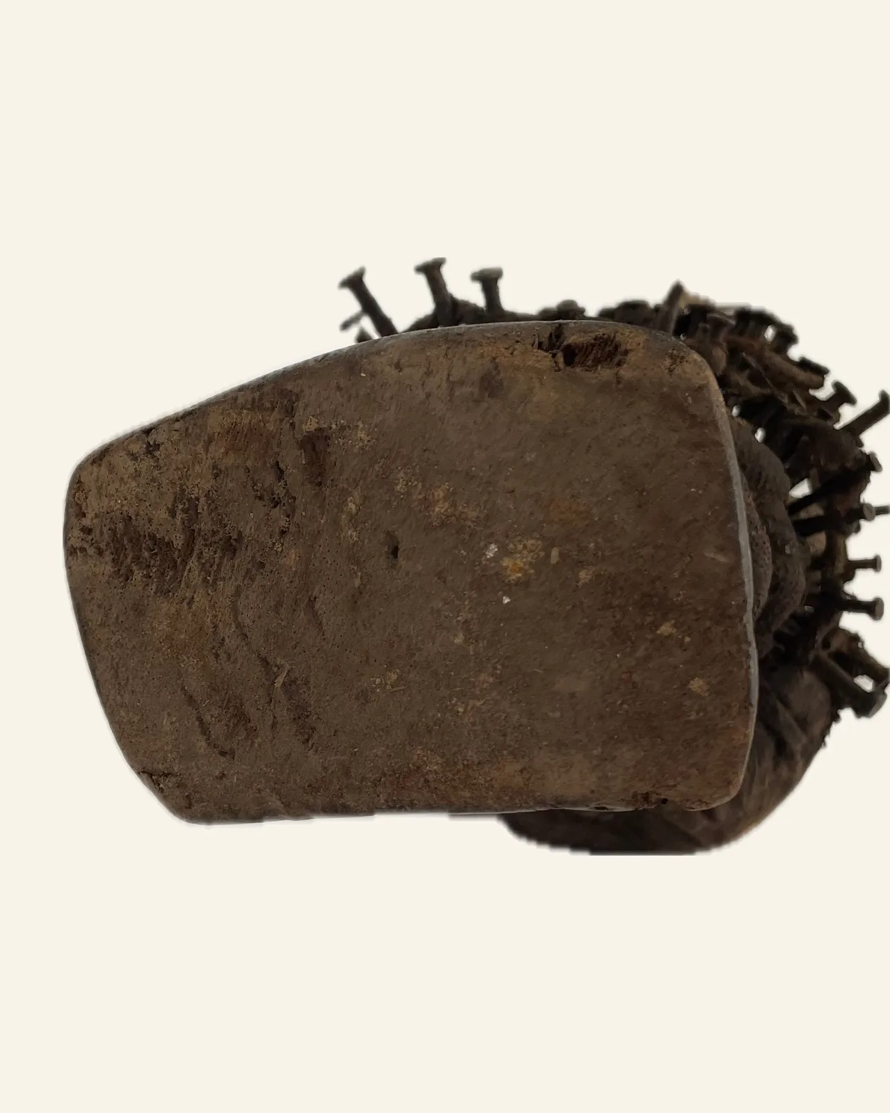 Nkisi Nduda, Kongo (Yombe / Vili Style), underside of the base