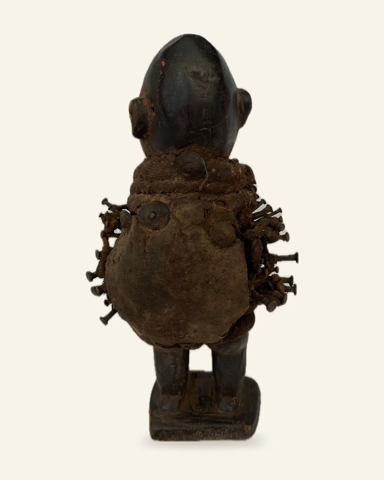 Nkisi Nduda, Kongo (Yombe / Vili Style), back view