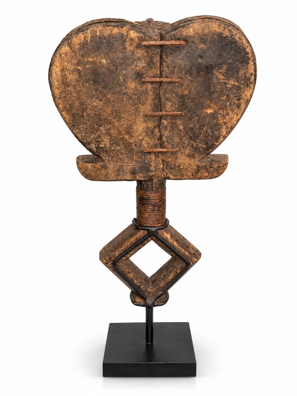 Reliquary Guardian Figure with Heart-Shaped Crest, Bakota, reverse