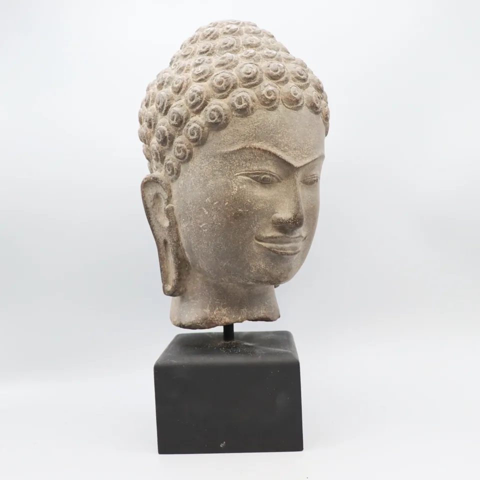 Khmer Portrait Bust of the Buddha, view 8
