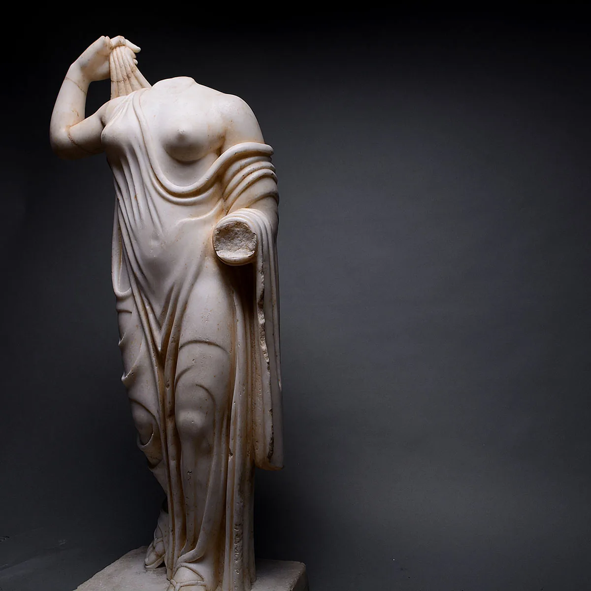 Sculpture of Aphrodite (Venus Genetrix), view 6