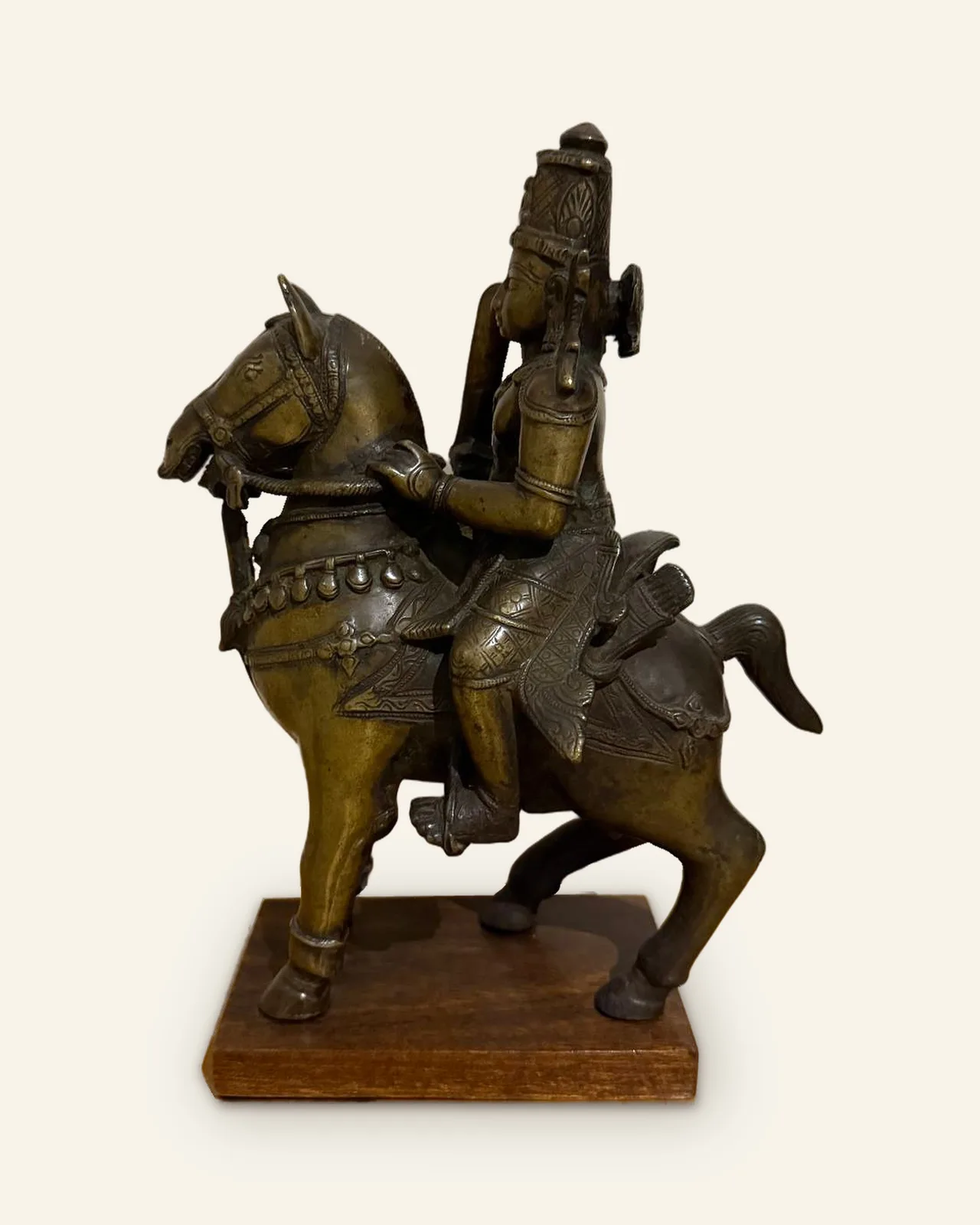 Khandoba on horseback, left profile