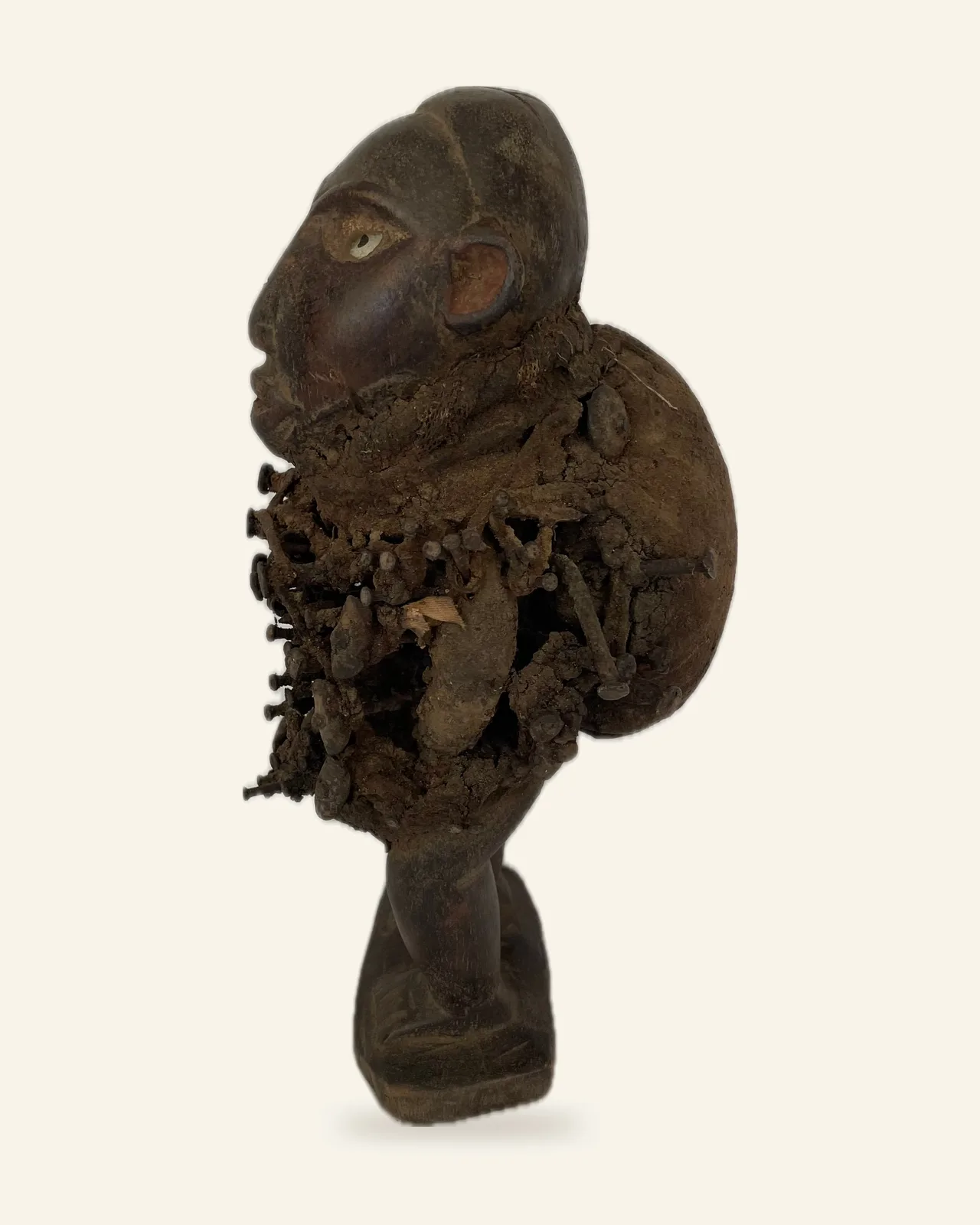 Nkisi Nduda, Kongo (Yombe / Vili Style), left profile